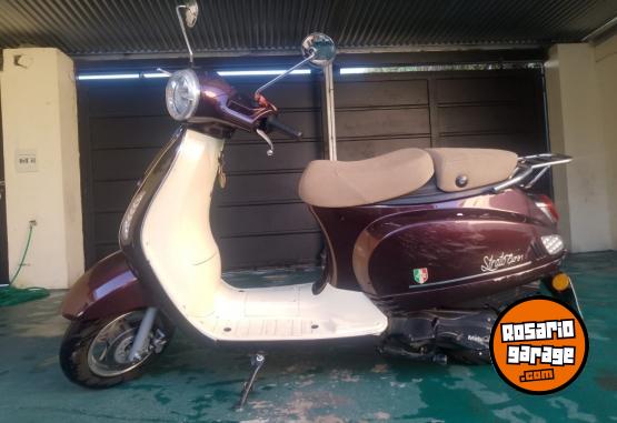 Motos - Motomel Strato Euro 150 2023 Nafta 7270Km - En Venta