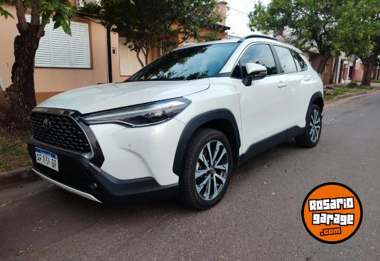 Autos - Toyota COROLLA CROSS SEG 2021 Nafta 57600Km - En Venta