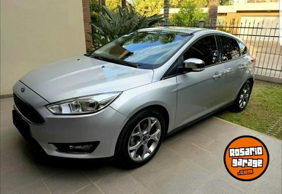 Autos - Ford Focus Se plus 2017 Nafta 120000Km - En Venta
