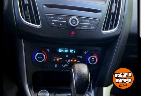 Autos - Ford Focus Se plus 2017 Nafta 120000Km - En Venta