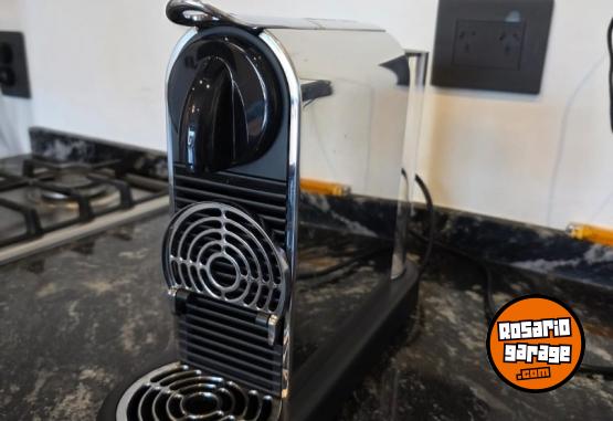 Hogar - Vendo cafetera Nespresso D140citiz platinum un solo - En Venta
