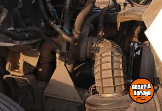 Camiones y Gr�as - M. Benz 1634 (2007) + Tanque Inox 8300L | Financio| - En Venta