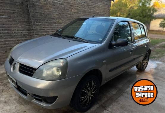 Autos - Renault clio 2007 Nafta 323000Km - En Venta