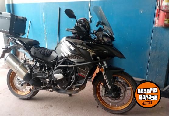 Motos - Qj Motor SRT 800 x 2025 Nafta 13000Km - En Venta