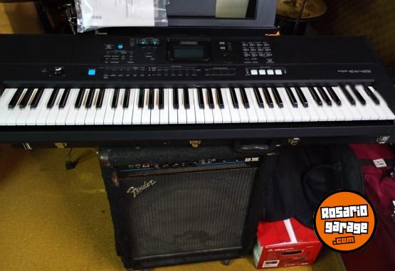 Instrumentos Musicales - teclado yamaha psr ew 425   practicamente nuevo - En Venta