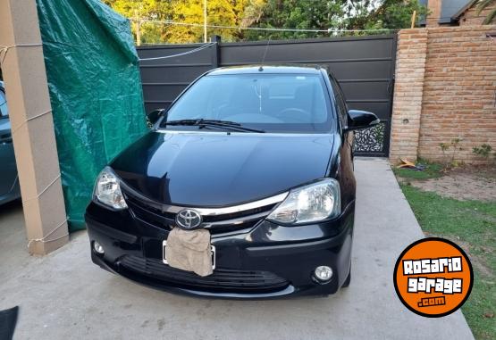 Autos - Toyota ETIOS 2016 Nafta 79200Km - En Venta