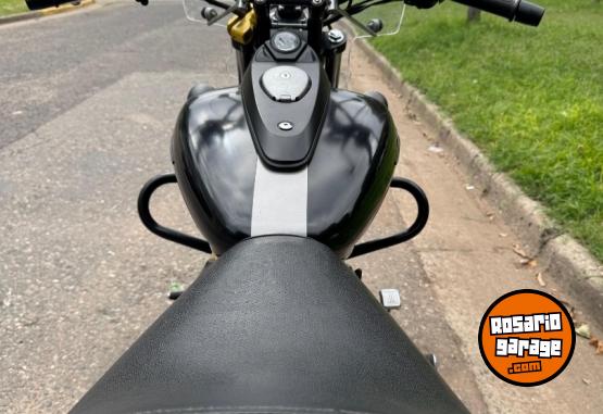 Motos - Bajaj Avenger 220 2017 Nafta 18000Km - En Venta