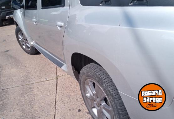 Camionetas - Renault Fuster oroch 2.0 2019 GNC 40000Km - En Venta