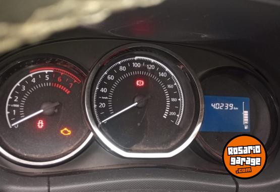 Camionetas - Renault Fuster oroch 2.0 2019 GNC 40000Km - En Venta