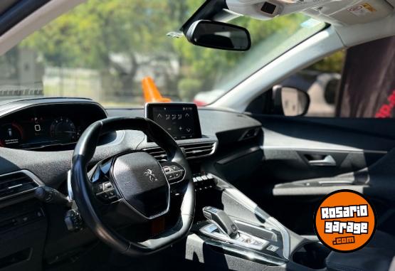 Autos - Peugeot 3008 allure 2018 Nafta 129000Km - En Venta