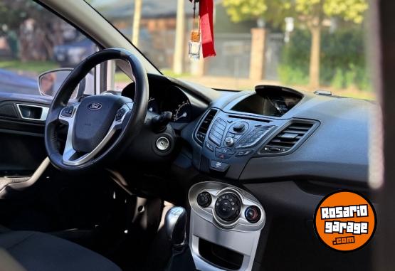 Autos - Ford Fiesta se plus 2014 Nafta 80000Km - En Venta