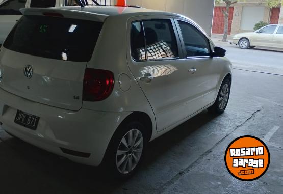 Autos - Volkswagen Fox highline 2011 Nafta 142000Km - En Venta
