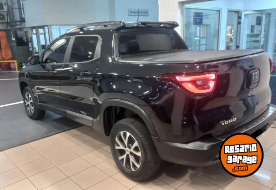 Camionetas - Fiat TORO FREEDOM 1.8 AT 2023 Diesel 42000Km - En Venta