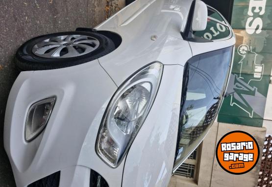 Autos - Hyundai i10 2014 Nafta 95000Km - En Venta
