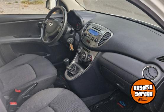 Autos - Hyundai i10 2014 Nafta 95000Km - En Venta