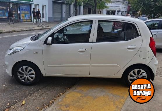Autos - Hyundai i10 2014 Nafta 95000Km - En Venta