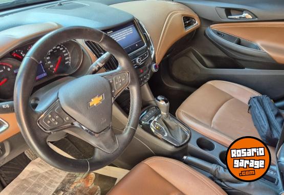 Autos - Chevrolet Cruze premier permuto 2022 Nafta 78000Km - En Venta