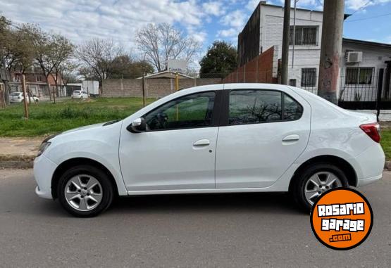 Autos - Renault Logan Privilege Plus 2013 Nafta 200000Km - En Venta