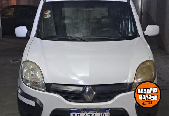 Utilitarios - Renault Kangoo 2017 GNC 198000Km - En Venta