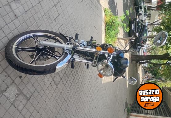 Motos - Suzuki GN 125 2023 Nafta 5500Km - En Venta