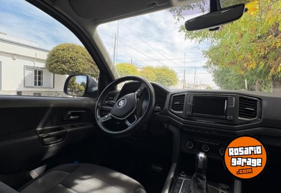 Camionetas - Volkswagen AMAROK COMFORTLINE 4X2 2023 Diesel 90000Km - En Venta