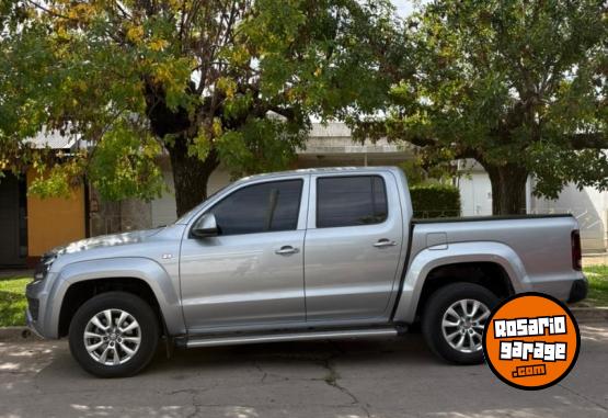 Camionetas - Volkswagen AMAROK COMFORTLINE 4X2 2023 Diesel 90000Km - En Venta