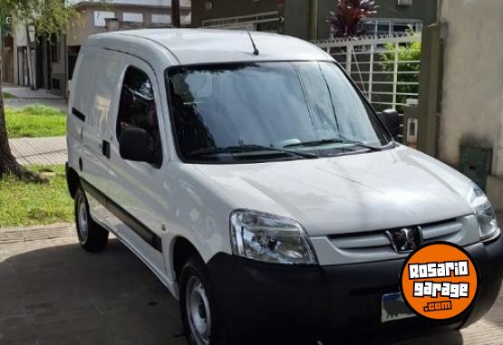 Utilitarios - Peugeot Partner Confort 1.6 HDI92 2018 Diesel 112300Km - En Venta