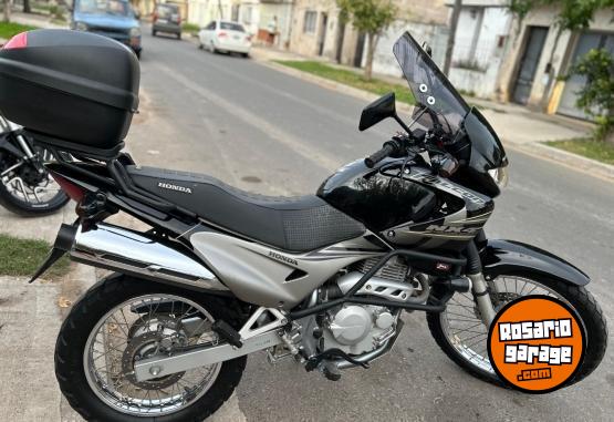 Motos - Honda Falcon nx 400 2012 Nafta 25600Km - En Venta