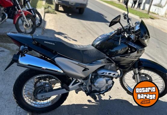 Motos - Honda Falcon nx 400 2012 Nafta 25600Km - En Venta