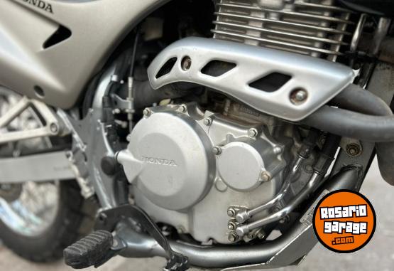 Motos - Honda Falcon nx 400 2011 Nafta 25600Km - En Venta