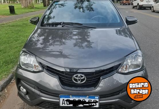 Autos - Toyota Estios no yaris sandero 2023 Nafta 9800Km - En Venta