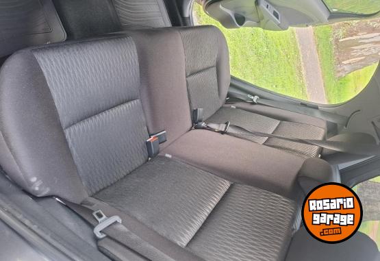 Autos - Toyota Estios no yaris sandero 2023 Nafta 9800Km - En Venta