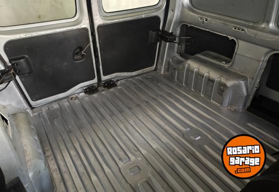 Utilitarios - Peugeot Partner 2019 GNC 390000Km - En Venta