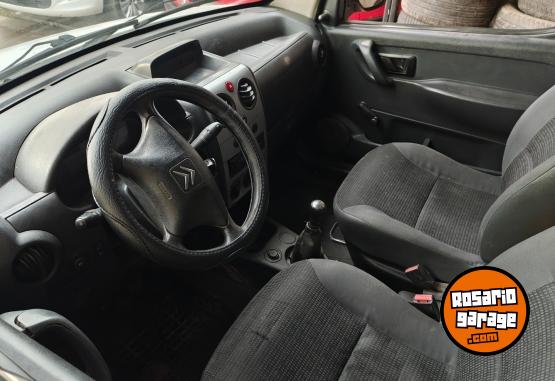 Utilitarios - Peugeot Partner 2019 GNC 390000Km - En Venta