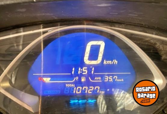 Motos - Honda PCX 2020 Nafta 10727Km - En Venta