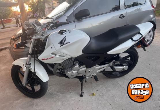 Motos - Honda CBX 250 2016 Nafta 10000Km - En Venta