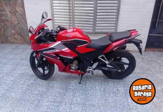 Motos - Honda Cbr 300 r 2018 Nafta 16200Km - En Venta