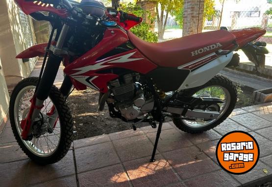 Motos - Honda Xr 250 tornado 2024 Nafta 3700Km - En Venta
