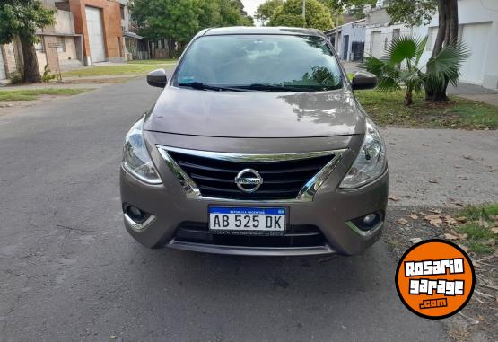 Autos - Nissan Versa 2017 Nafta 55000Km - En Venta