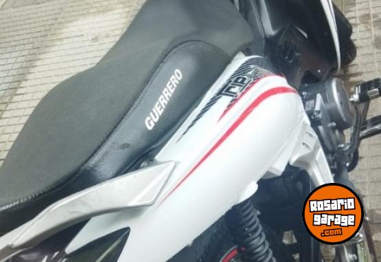 Motos - Guerrero TRIP 125 CC PLUS 2017 Nafta 10853Km - En Venta