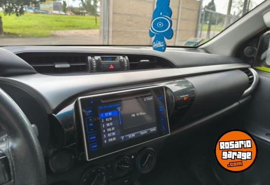 Camionetas - Toyota Hilux 2019 Diesel 123000Km - En Venta