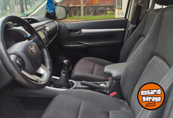 Camionetas - Toyota Hilux 2019 Diesel 123000Km - En Venta