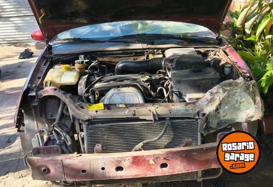 Autos - Ford ghia 1.8 2000 Nafta 170000Km - En Venta