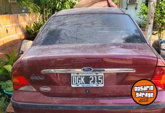 Autos - Ford ghia 1.8 2000 Nafta 170000Km - En Venta