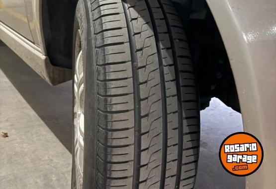 Autos - Fiat Siena 2008 GNC 238000Km - En Venta