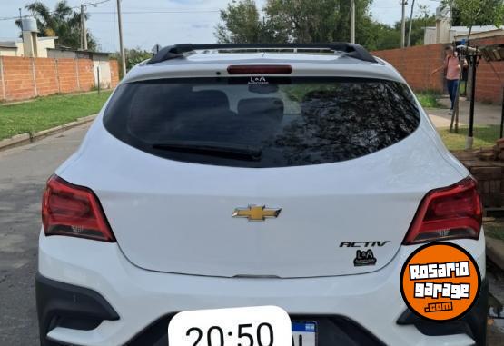 Autos - Chevrolet Onix 2019 Nafta 140000Km - En Venta