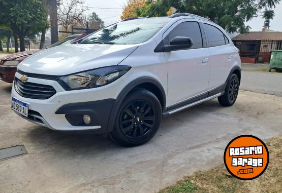 Autos - Chevrolet Onix 2019 Nafta 110000Km - En Venta
