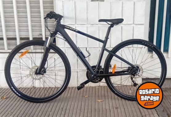 Deportes - SPORT MOTO: BICICLETA MOUNTAIN BIKE NUEVA MARCA: SCOTT MODELO: SUB CROSS 40 RODADO: 29. TALLE: S. CUADRO ALUMINIO EQUIPO SHIMANO ALTUS SUSPENSION DELANTERA CON BLOQUEO - En Venta