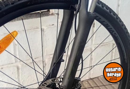 Deportes - SPORT MOTO: BICICLETA MOUNTAIN BIKE NUEVA MARCA: SCOTT MODELO: SUB CROSS 40 RODADO: 29. TALLE: S. CUADRO ALUMINIO EQUIPO SHIMANO ALTUS SUSPENSION DELANTERA CON BLOQUEO - En Venta