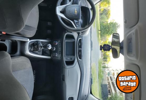 Autos - Chevrolet Onix 2018 Nafta 110000Km - En Venta